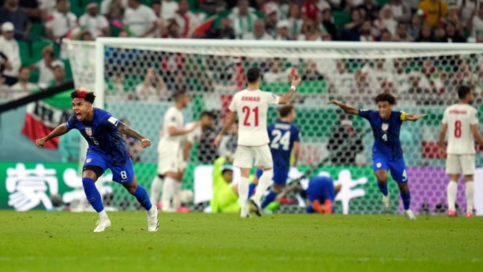 The USMNT beats Iran at the 2022 World Cup